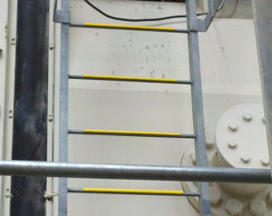 Safeguard Hi-Traction® anti-slip ladder rung covers stop slips that can lead to serious injury